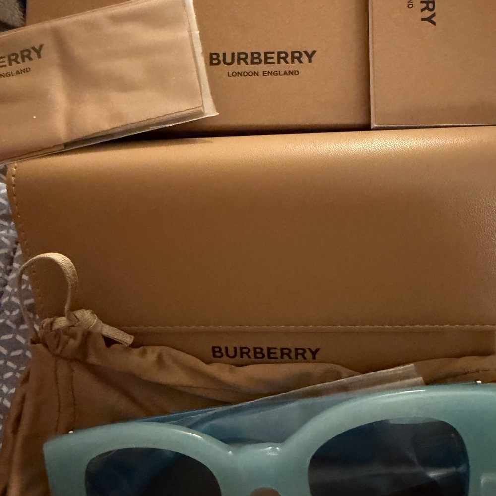 Burberry Sunglasses - Brand New in Box. - Picture 5 of 13